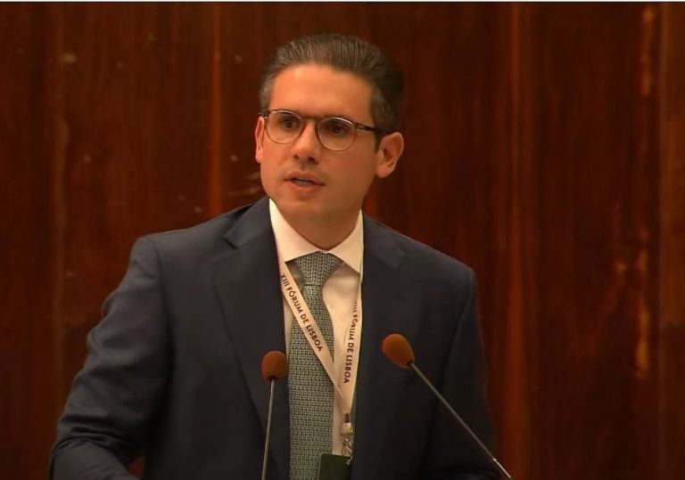 Hugo Motta: Estado brasileiro está atrasado em relação à iniciativa privada Fonte: Agência Câmara de Notícias